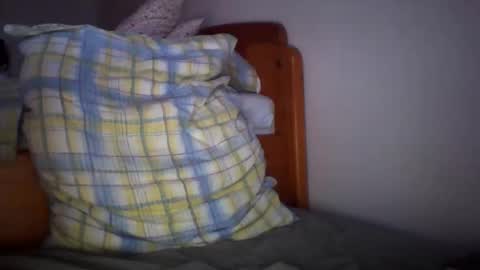 zyggy87 online show from December 14, 6:42 am