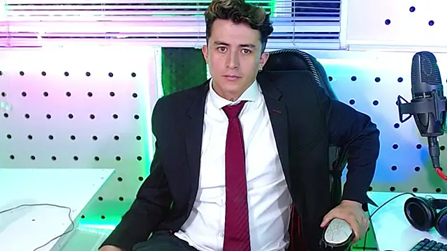 Darko0717 online show from October 28, 3:03 pm