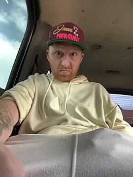 b1gd1ckg1nger86 online show from February 17, 11:53 pm