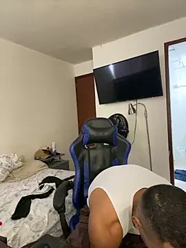 Ilovepancackes online show from September 26, 6:27 pm