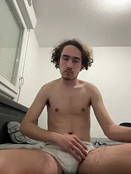 meilleurmodele online show from March 7, 10:32 pm