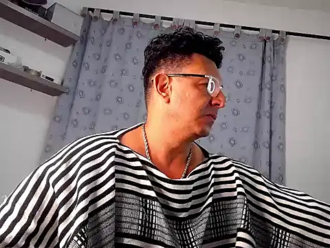 pedropicapi online show from November 21, 12:31 am