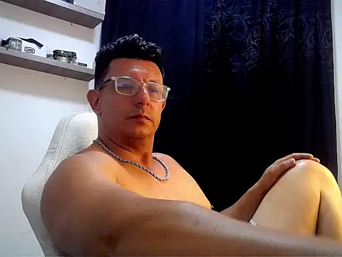 pedropicapi online show from January 13, 1:43 am