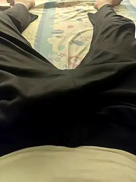 Snapshot of Horny_boy321 chatting on October 31, 7:50 pm Horny boy321 online show from October 31, 7:50 pm