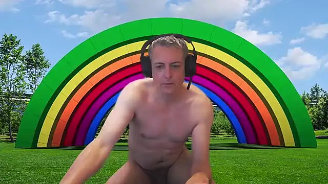 JulioMaximus online show from April 18, 9:47 pm