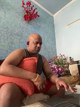 Dick 6inches online show from March 24, 9:14 am