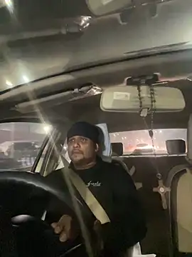 Dick 6inches online show from November 11, 2:33 pm