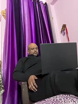 Dick 6inches online show from February 13, 5:13 am