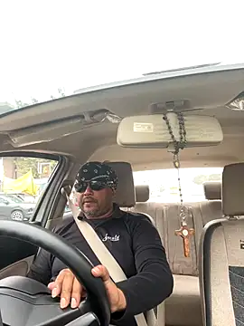 Dick 6inches online show from October 30, 7:21 am