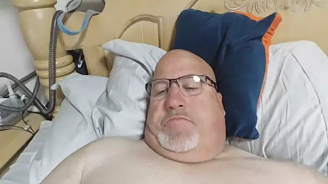 Bigbear0563 online show from March 24, 3:50 pm