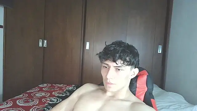 aresholland online show from October 26, 11:40 pm