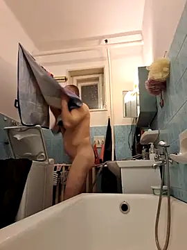 BlondeMisi online show from April 3, 7:32 pm