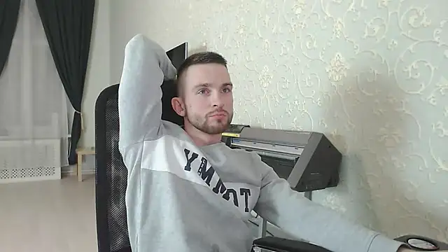 Marselle Laker online show from December 1, 4:21 pm