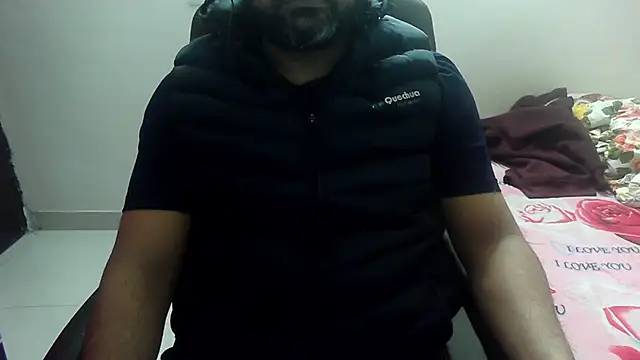 Snapshot of rentarob chatting on February 10, 3:10 pm rentarob online show from February 10, 3:10 pm