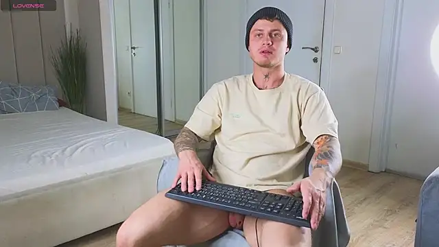 more  than  love online show from November 22, 5:40 am