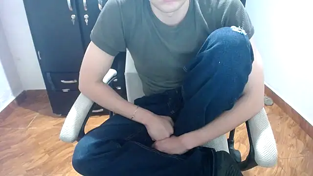 Falling AngelsS online show from February 17, 3:58 am