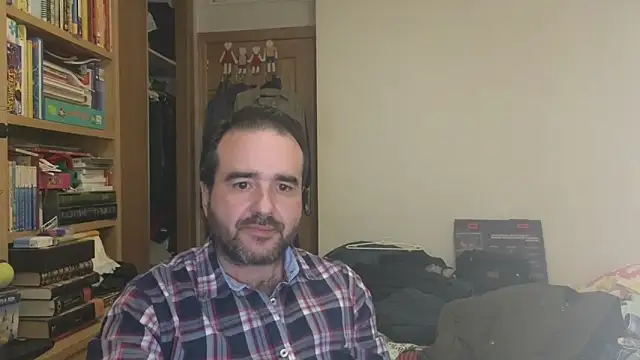 curiosillo83 online show from February 19, 4:14 pm