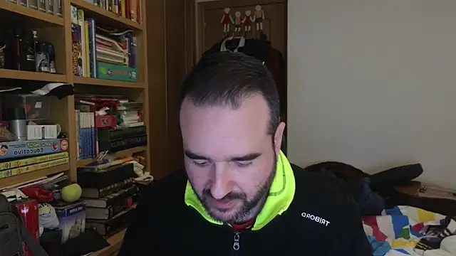 curiosillo83 online show from April 3, 3:31 pm