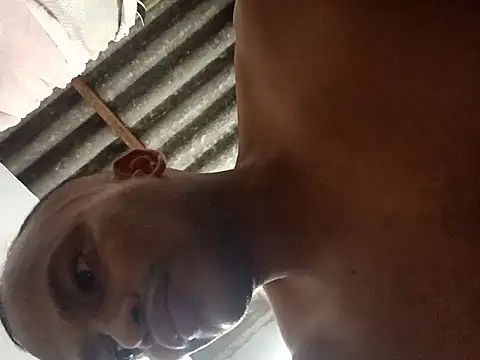 juanda0592 online show from June 6, 11:11 pm