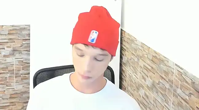 angelcortes online show from December 2, 6:19 pm