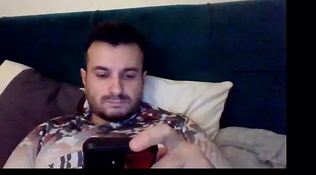 Snapshot of erotico69xxx chatting on February 16, 12:43 am erotico69xxx online show from February 16, 12:43 am