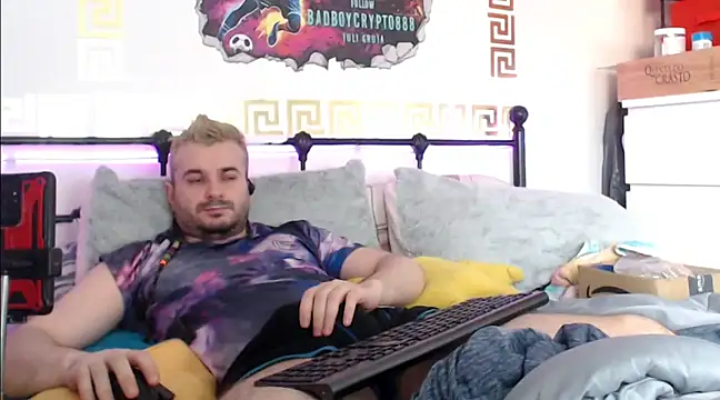 Snapshot of erotico69xxx chatting on February 27, 12:45 pm erotico69xxx online show from February 27, 12:45 pm