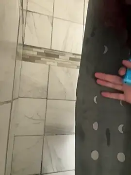 4kUsh2Fashion0 online show from February 15, 3:20 am