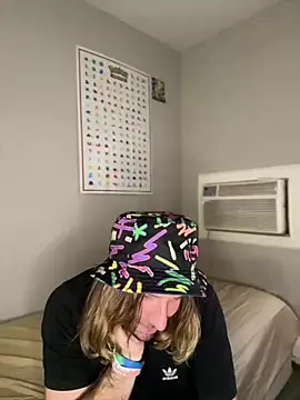 4kUsh2Fashion0 online show from January 21, 7:17 pm