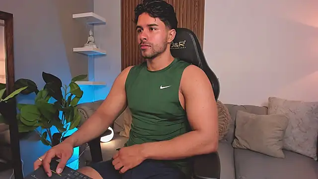 liam collins21 online show from March 12, 11:51 am