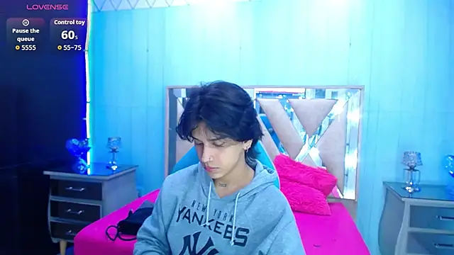 alex 477 online show from April 9, 12:00 pm