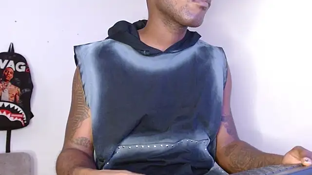 king  Black online show from November 10, 4:23 pm