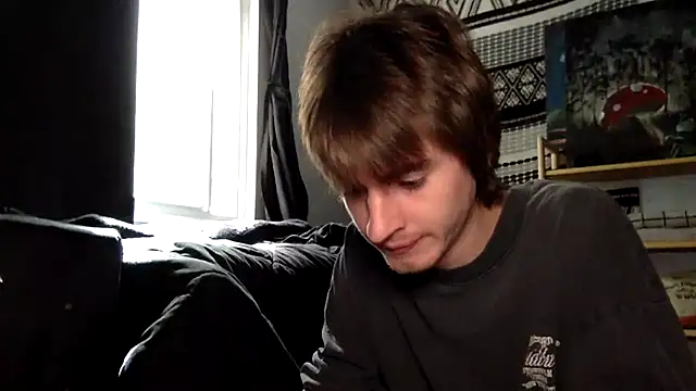 spicylaboi online show from April 12, 5:03 pm