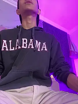 DereckCooperr online show from February 11, 10:04 pm