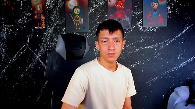 DereckCooperr online show from April 14, 9:03 pm