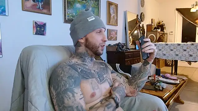 bobbybacala91 online show from April 11, 5:14 am