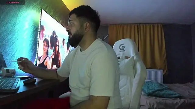 Eduu2322 online show from January 9, 11:10 pm