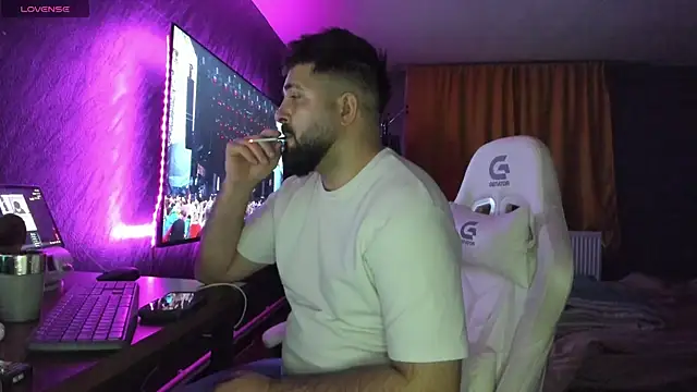 Eduu2322 online show from February 12, 10:16 pm