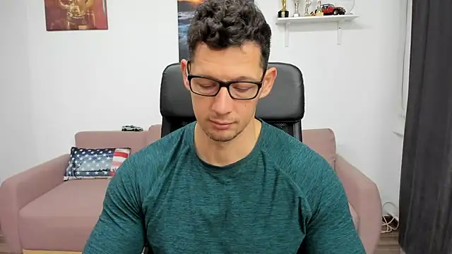 BrutusK08 online show from December 6, 8:59 am