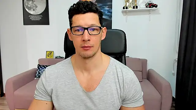 BrutusK08 online show from January 15, 8:07 am