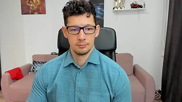 BrutusK08 online show from February 18, 6:48 am