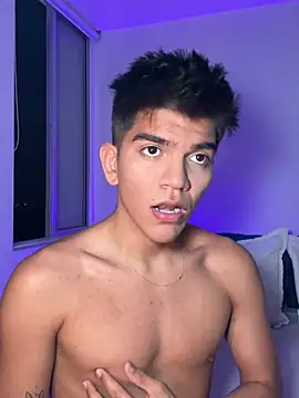 santiago 01 online show from December 10, 12:02 am