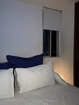 santiago 01 online show from January 24, 12:42 am