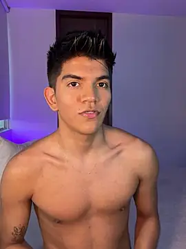 santiago 01 online show from January 7, 10:52 pm