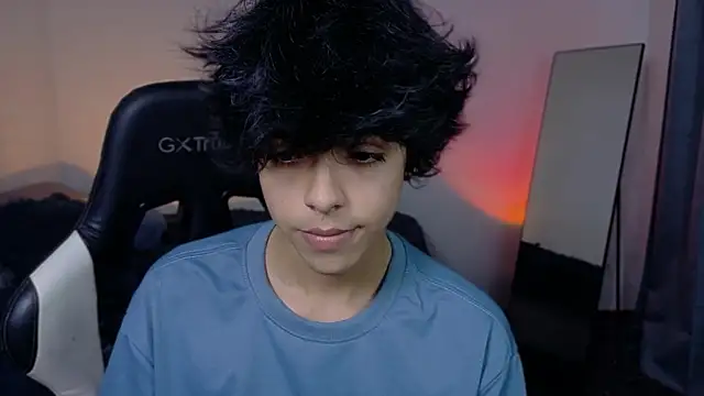 Alan26  online show from April 1, 1:40 am