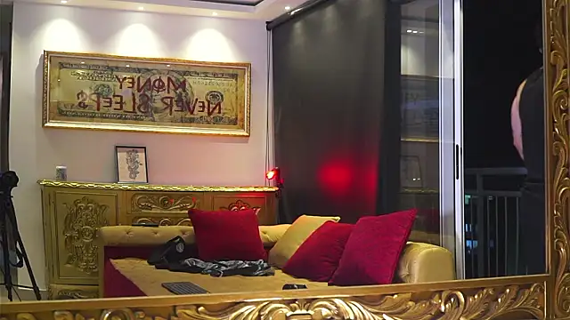 dantecoppolaa  online show from February 17, 12:53 am