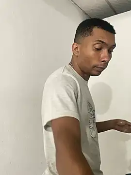 Aaronblack1  online show from March 1, 10:09 pm