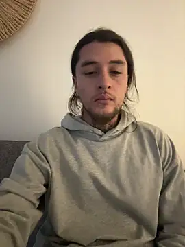 raymon616 online show from March 6, 1:30 pm