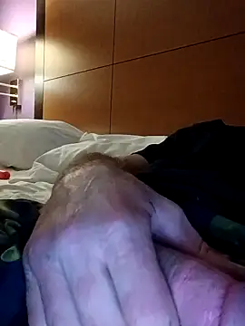 Treemandude online show from November 12, 7:47 am