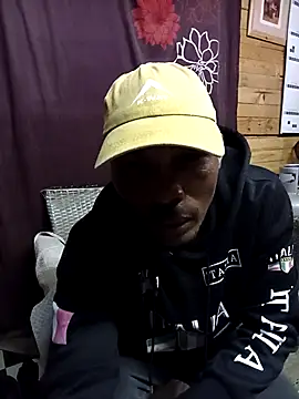 Ngamla123 online show from October 28, 7:05 pm