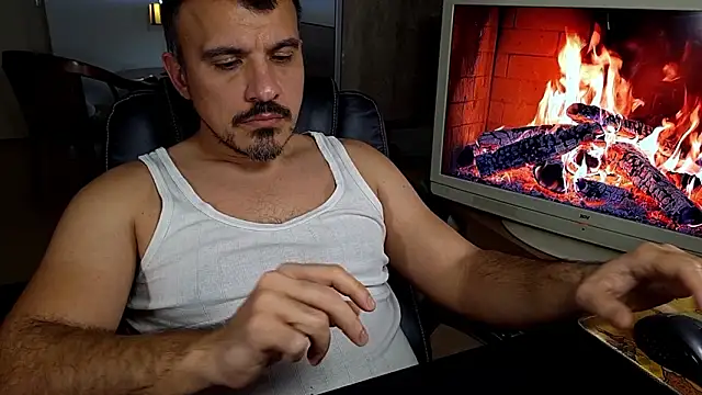 officeman7 online show from January 31, 7:11 pm